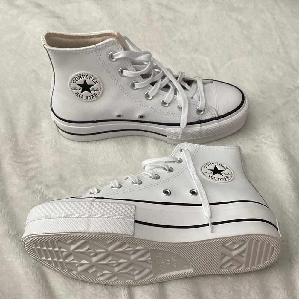 black and white platform converse (women’s)